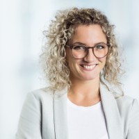 Laura Schröder