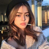 Sarah Jhon