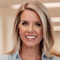 Stephanie Hollis