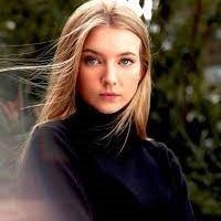 Ellie Elizabeth