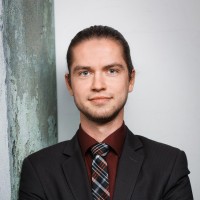 Dr. Julian Orthen
