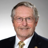 Garry Hollingshead