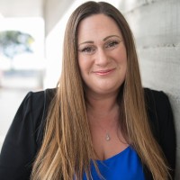 Linda Dixon
