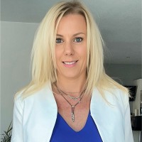 Sabrina L.