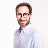 Javier Navas Martínez