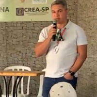 Adriano Corrêa