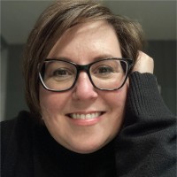 Sandra Holcomb