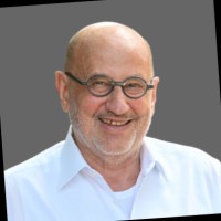 Dr. Wolfgang Wiebecke