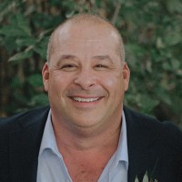 Robert Decastro