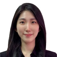 Elizabeth Pang