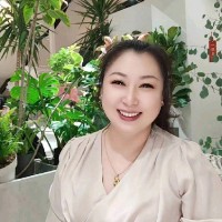 Vivian Liu