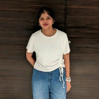 Kanimozhi R