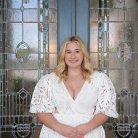 Caroline Olenick