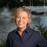 Heather Herndon Team