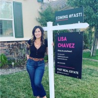 Lisa Squyres Chavez