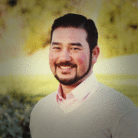 Derek Uyesaka