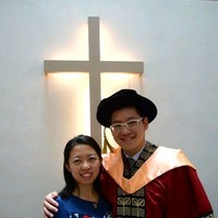 Dr. Daniel Looi