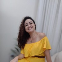 Thaís Aline Barros