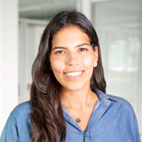 Isabel Loos