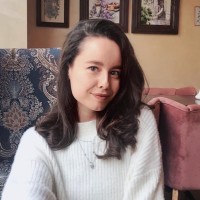 Yulia Manzhos