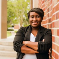 Miriam Travis, Mha