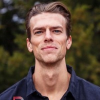 Ethan Gallagher