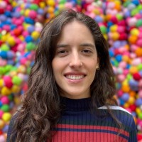 Julie Sarvasi Alves da Costa
