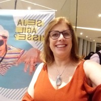 Silvia Santos Viana