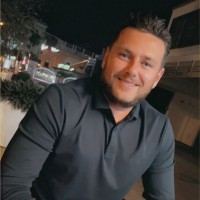 Dan Holt