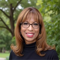 Dominique Lueckenhoff