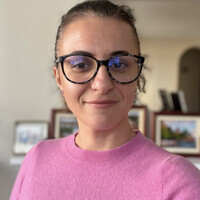 Ana D.