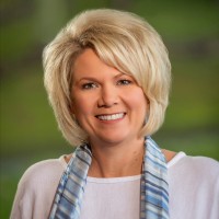 Tina Lee