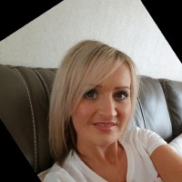 Laura Adams