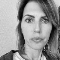 Pauline Caritey - Gauche