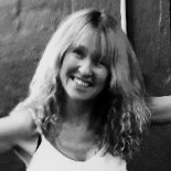 Amanda Earle