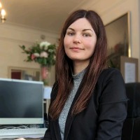 Julia Velinskiy