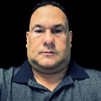 Victor R Lozada Romero