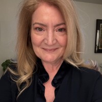 Joanie Fox
