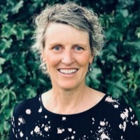 Joanna Steele