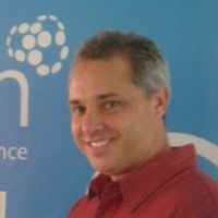 Julián Nestor R.