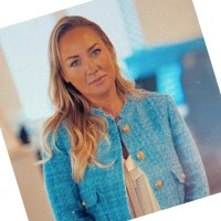 Caroline Hollbrink
