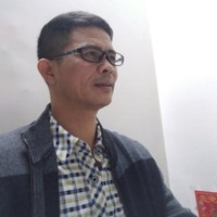 韦展生