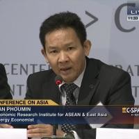 Dr. Phoumin Han