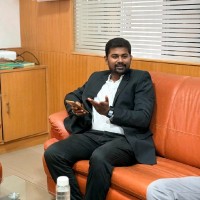 Naveen Manickam 🎯