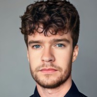 Liam L.