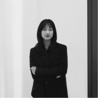 Min Gyeong Lee