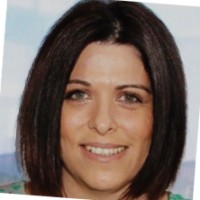 Leonie Mills
