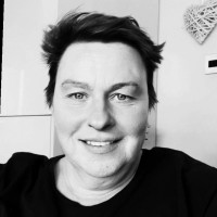 Helen Newcombe