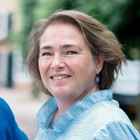Esther Van Kouwen