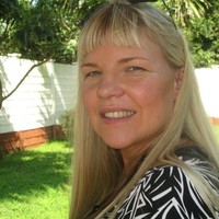 Louise Parker